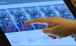 'Mưa đỏ' trở thành phim Việt ăn khách nhất từ trước đến nay