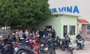 Công nhân lao đao vì bị nợ lương, bảo hiểm xã hội