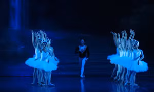 Đẹp mãn nhãn ballet kinh điển 'Hồ Thiên Nga' phiên bản Nhà hát Nhạc vũ kịch Việt Nam 