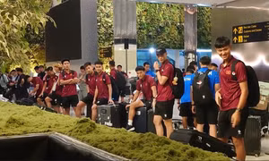 Đội tuyển U23 Việt Nam có mặt tại Indonesia, sẵn sàng bảo vệ ngôi vô địch U23 Đông Nam Á 2025 