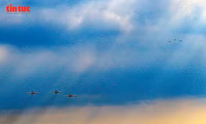 Biên đội Su-30MK2, Yak-130, L-39NG luyện tập nhiệm vụ A80 chuẩn bị cho Quốc khánh