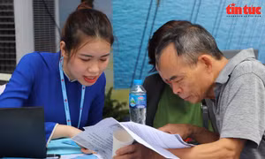 Vé máy bay nội địa tăng, khách du lịch 'săn' tour đường bộ giá rẻ