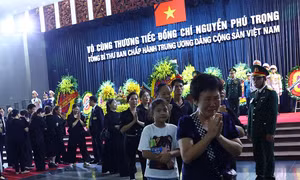 Người dân tiễn biệt Tổng Bí thư Nguyễn Phú Trọng