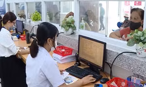Dừng cấp thẻ bảo hiểm y tế bản giấy