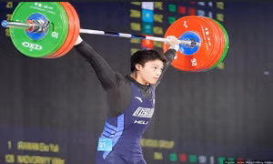 Đội tuyển cử tạ Việt Nam giành huy chương vàng thứ hai tại giải vô địch châu Á 2025