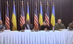 Tổng thống Ukraine vận động phương Tây ủng hộ hệ thống phòng không và tấn công tầm xa