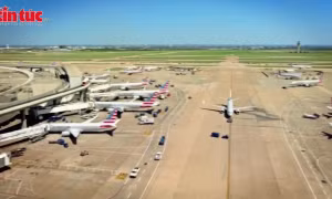 American Airlines dỡ bỏ lệnh ngừng bay sau sự cố kỹ thuật không xác định