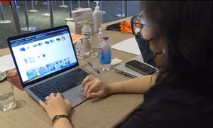 Hàng nhập qua sàn online dưới 2 triệu đồng có thể được miễn thuế