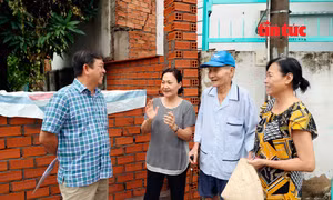 Nghĩa tình phong trào hiến đất mở rộng hẻm ở TP Hồ Chí Minh