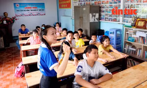 Những người "thầy áo xanh" gieo mầm tri thức