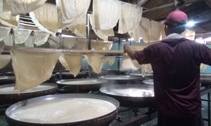 Làng nghề truyền thống Vĩnh Long nhộn nhịp vào vụ Tết