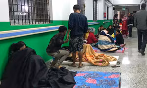 Động đất tồi tệ nhất 8 năm ở Nepal: Số người bị chết tăng vọt