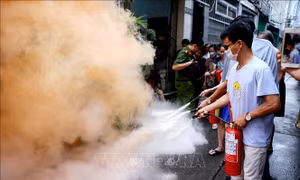 Toàn dân PCCC và cứu nạn, cứu hộ để bảo vệ sự an toàn cho chính mình, cho gia đình và cho toàn xã hội