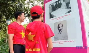 Về quê Bác trong mùa thu độc lập