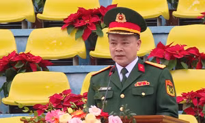 Hàng nghìn thanh niên Hà Nội lên đường nhập ngũ