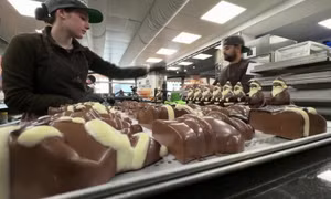 Chocolate - Món quà tình yêu 'xa xỉ' giữa thời bão giá