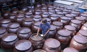 Làm sống lại thương hiệu nước mắm truyền thống