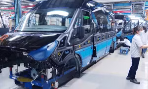 Ô tô điện tiếp tục được miễn lệ phí trước bạ