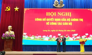 Đồng chí Nguyễn Văn Quyết giữ chức Bí thư Tỉnh ủy Long An