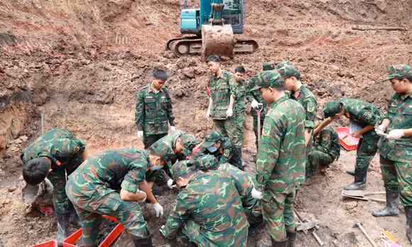 Tìm kiếm, quy tập thêm 11 hài cốt liệt sĩ tại Công viên Lê Thị Riêng