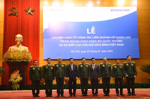 Ra mắt Cục Gìn giữ hòa bình Việt Nam ảnh 1