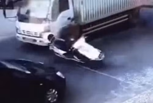 Tên trộm sống sót thần kỳ sau khi bị ô tô và xe tải đâm liên tiếp ảnh 1