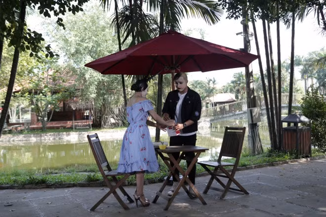 ‘Lựa chọn trái tim’: Cô gái xinh đẹp chỉ chọn chàng trai hứa đối xử tốt với… bà ngoại! ảnh 5