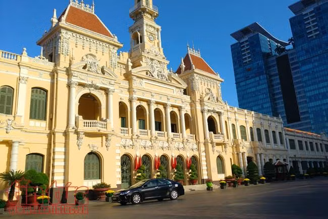 TP Hồ Chí Minh thanh bình trong ngày đầu năm mới 2018 ảnh 9
