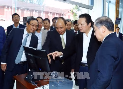 Thủ tướng Nguyễn Xuân Phúc: Thừa Thiên - Huế phải đổi mới quyết liệt, cải cách mạnh hơn ảnh 2