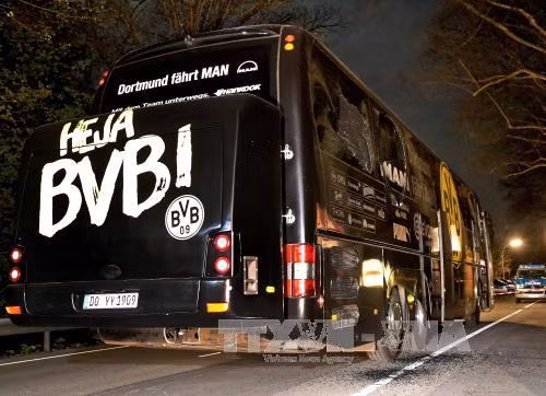 Nghi phạm trong vụ đánh bom xe của CLB Dortmund nhận tội ảnh 1