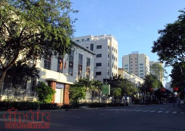 TP Hồ Chí Minh thanh bình trong ngày đầu năm mới 2018 ảnh 6