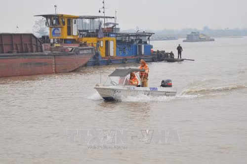 Ninh Bình: Đội Cảnh sát đường thủy xử lý 779 trường hợp vi phạm ảnh 1