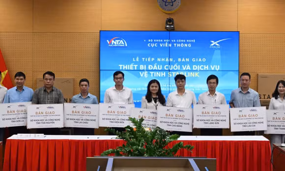 'Vùng lõm sóng' sẽ kết nối bằng vệ tinh