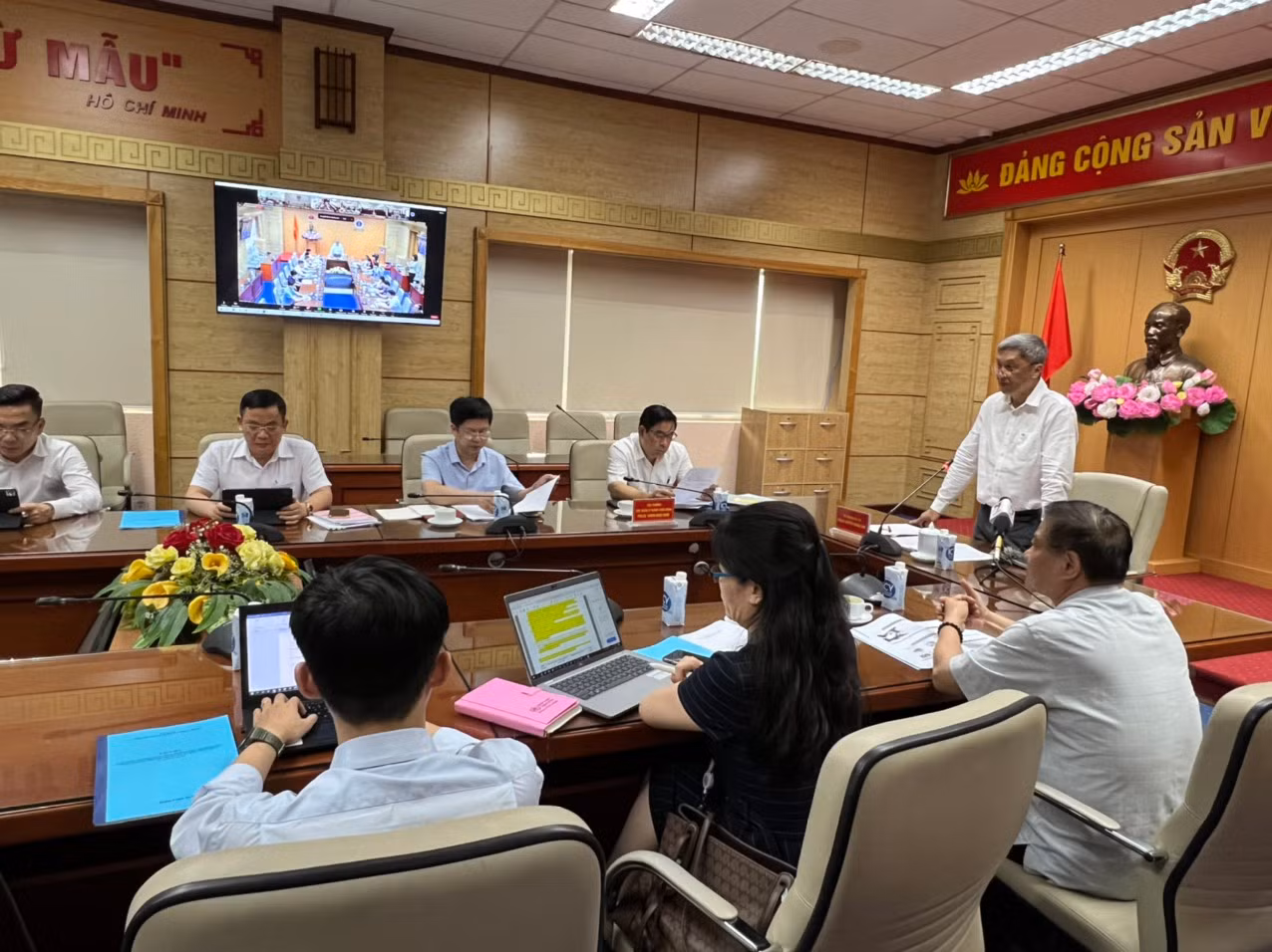 Chú thích ảnh