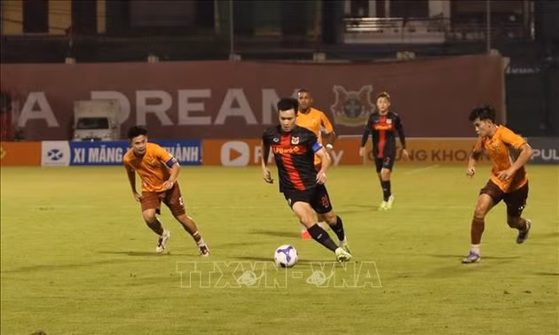 V.League 1-2026/2027: Ninh Bình giữ ngôi đầu, Công an Hà Nội nhận thất bại