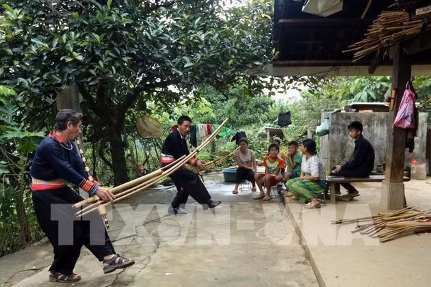 Giữ mạch nguồn văn hóa Mông ở Điện Biên