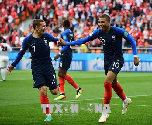 Mbappe đi vào lịch sử bóng đá Pháp ảnh 1