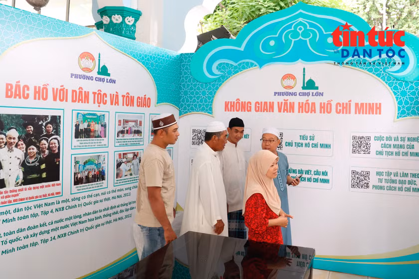 Giáo dục mở đường cho thế hệ trẻ Chăm Islam vươn lên