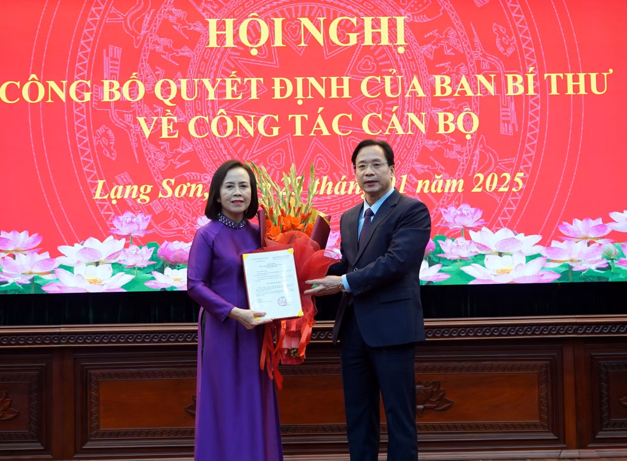 potal-ba-doan-thi-hau-lam-pho-bi-thu-thuong-truc-tinh-uy-lang-son-7824134.jpg