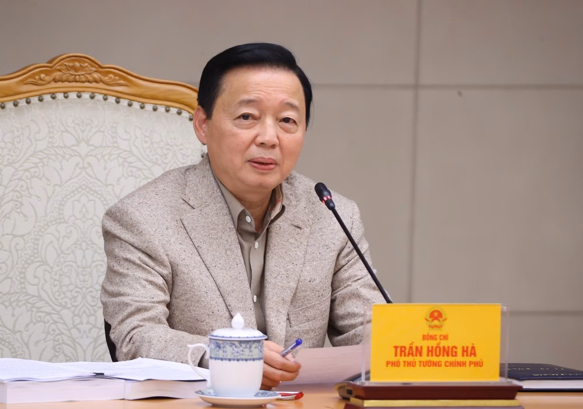 potal-pho-thu-tuong-tran-hong-ha-chu-tri-hop-ve-du-an-luat-quan-ly-phat-trien-do-thi-7871277.jpg