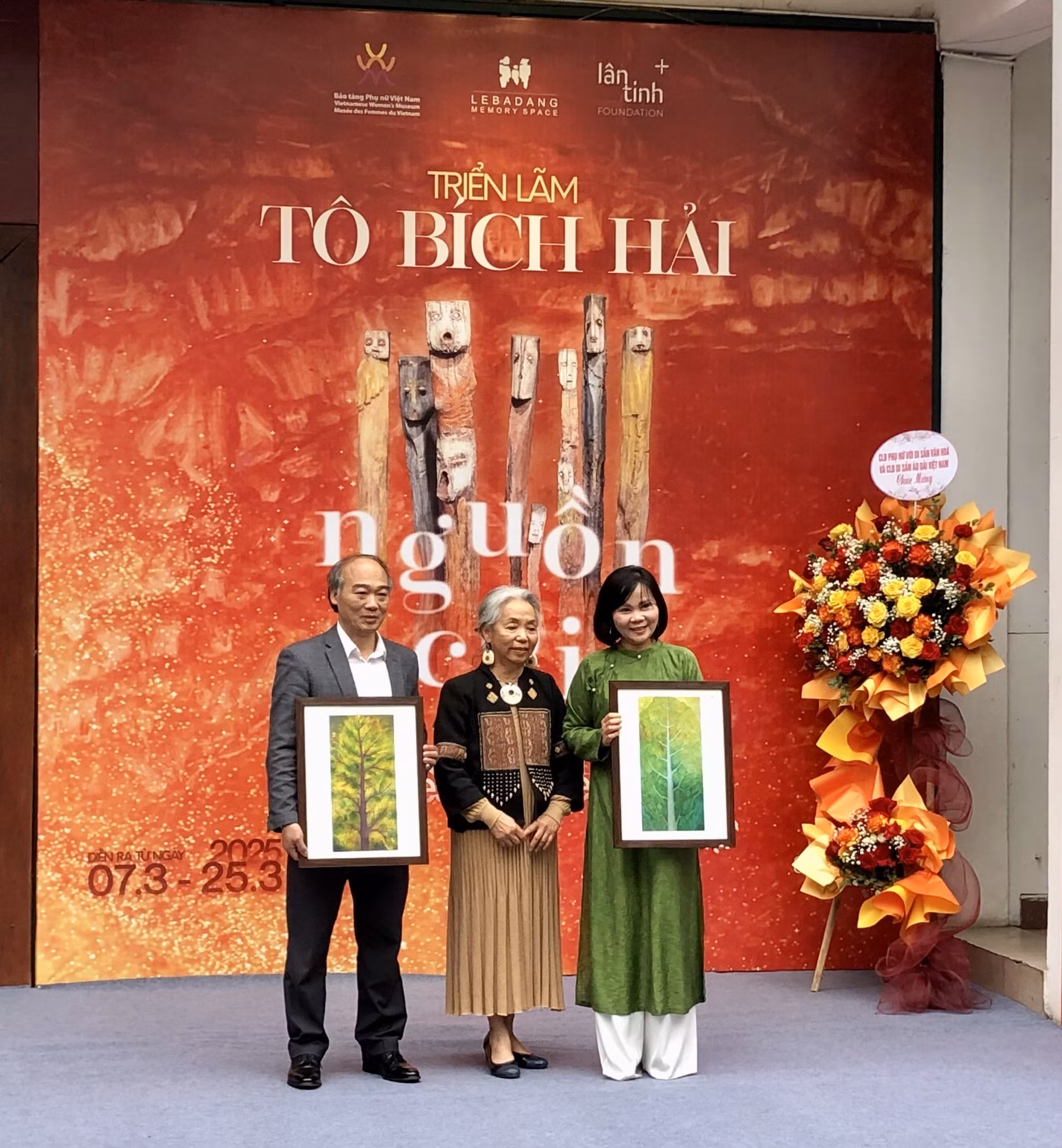 potal-khai-mac-trien-lam-hoi-co-nguon-coi-cua-nghe-sy-to-bich-hai-tai-viet-nam-7900762.jpg