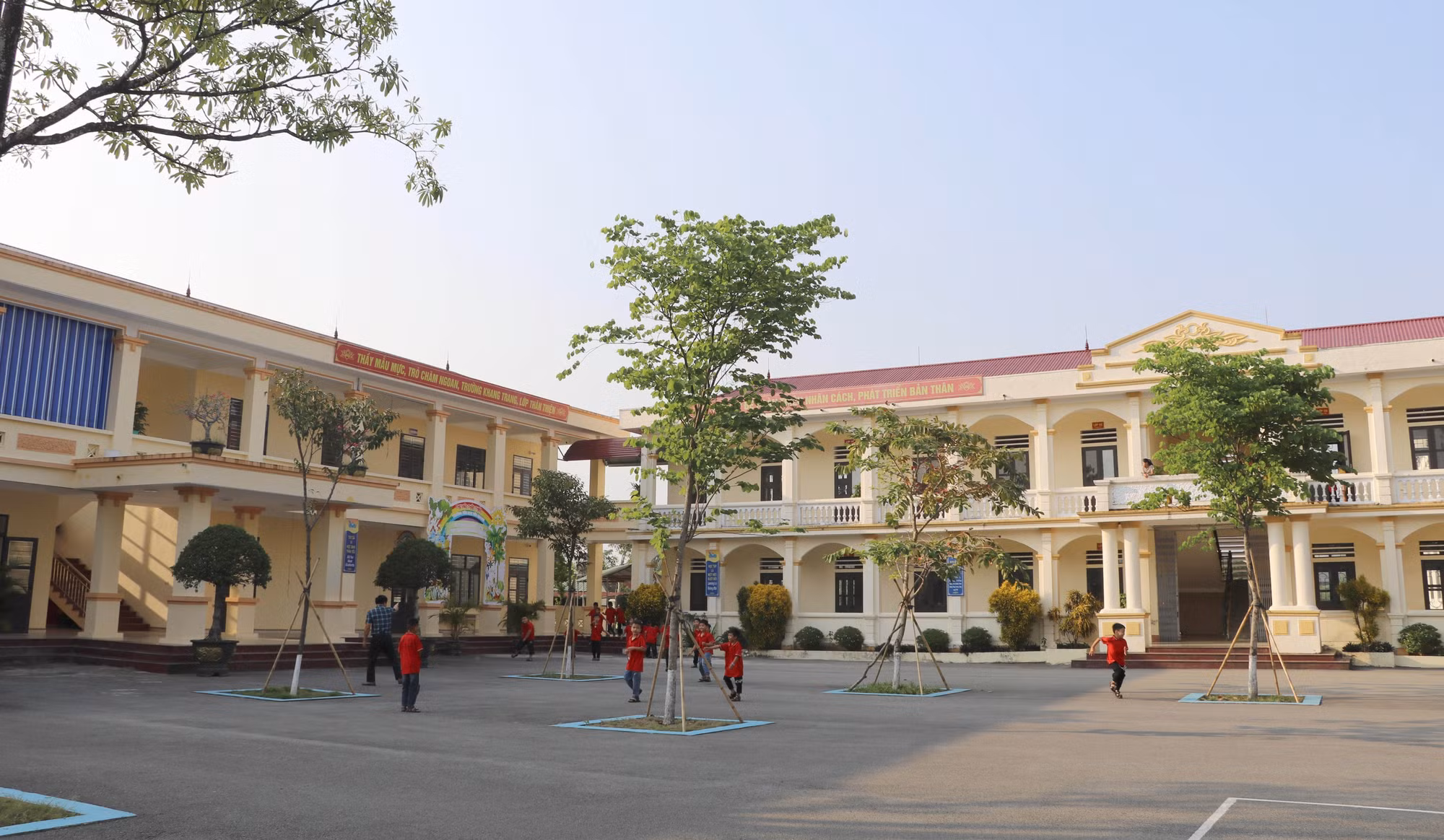 potal-ninh-binh-day-manh-dau-tu-ha-tang-thiet-yeu-vung-dong-bao-dan-toc-thieu-so-7788265.jpg
