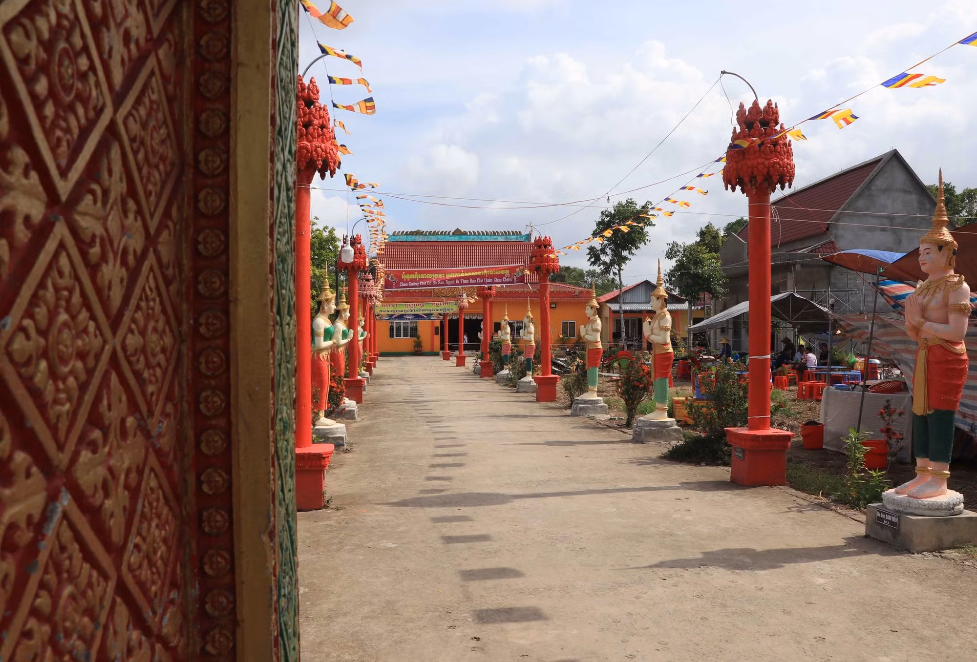 potal-ca-mau-nhieu-no-luc-cham-lo-doi-song-tinh-than-cho-dong-bao-dan-toc-khmer-7974437.jpg