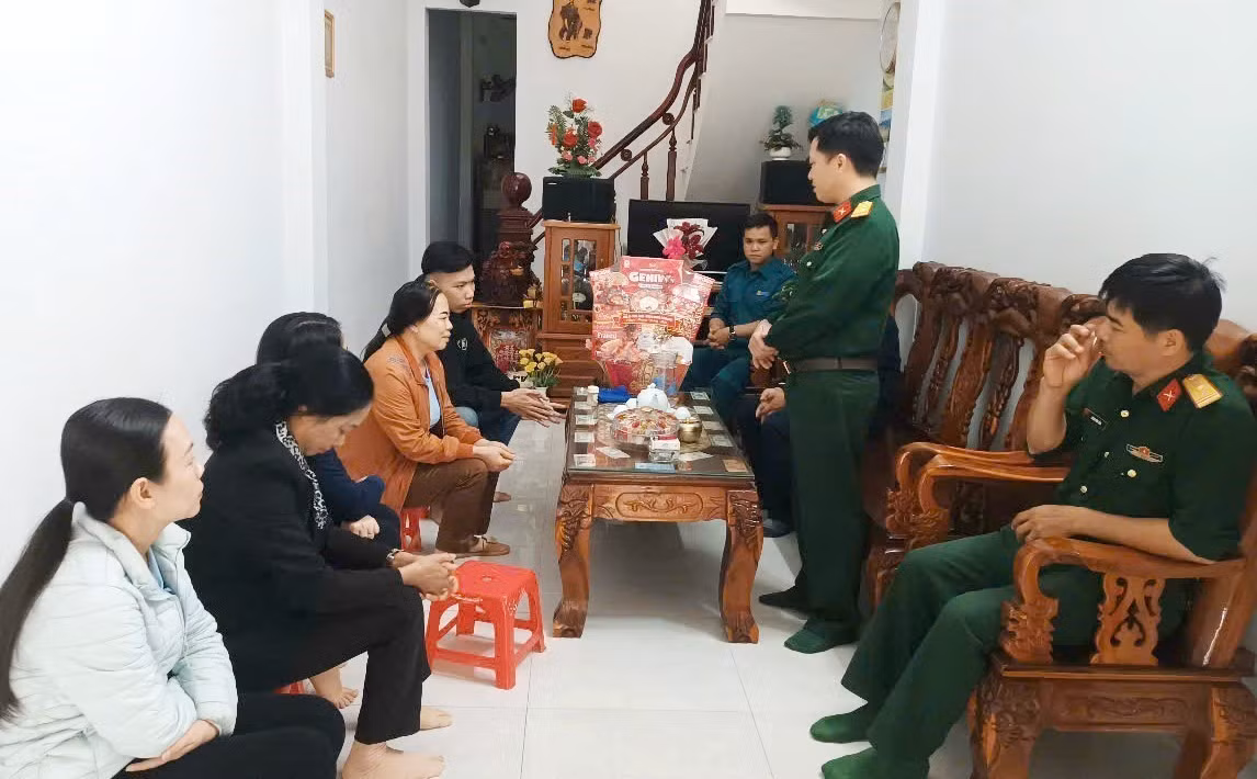 potal-hon-500-thanh-nien-dak-lak-viet-don-tinh-nguyen-tham-gia-quan-ngu-7851806.jpg