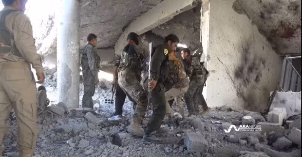 Hàng trăm tay súng IS ở Syria quay đầu "đào ngũ" ảnh 1