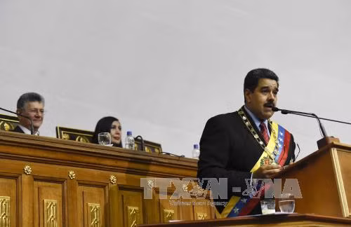 Tổng thống Venezuela ra lệnh xem xét lại toàn diện quan hệ với Mỹ ảnh 1