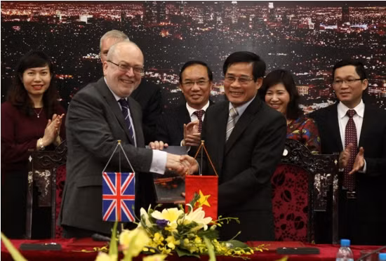 Đưa tài liệu chương trình Chartered Accountant của ICAEW vào đào tạo ảnh 1