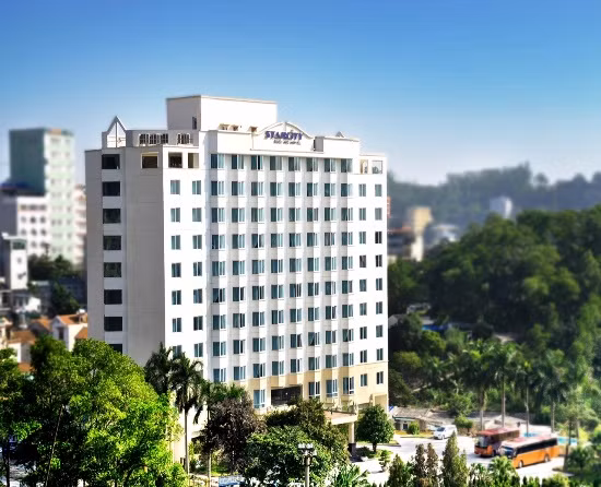 Chào hè rực rỡ nơi Vịnh Hạ Long ảnh 1