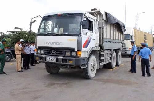 Xử nặng việc tự ý thay đổi kích thước thùng chở xe tải ảnh 1