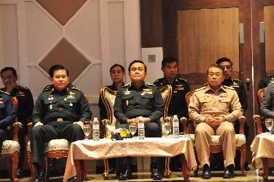 Tướng Prayut phủ nhận thông đồng với người biểu tình Thái Lan ảnh 1
